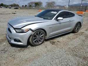 Ford Mustang GT 5.0L 8 2015