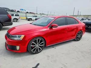 Volkswagen Jetta 2.0L 4 2014