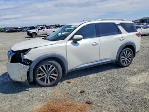 Nissan Pathfinder 3.5L 6 2022