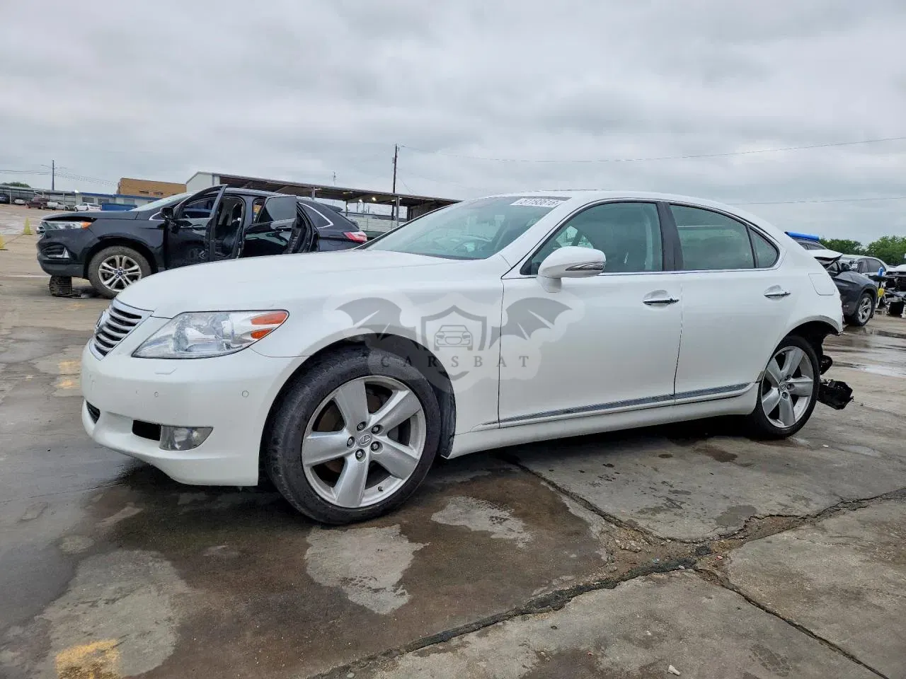 Lexus LS 4.6L 8 2012