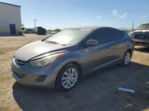 Hyundai Elantra 1.8L 4 2012