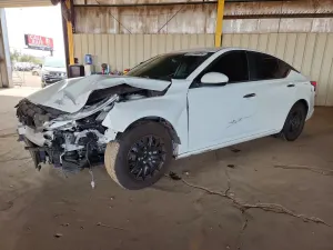 Nissan Altima 2.5L 4 2020