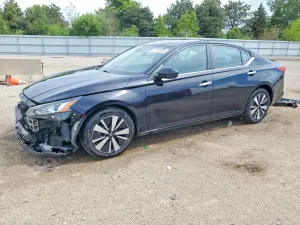 Nissan Altima 2.5L 4 2021