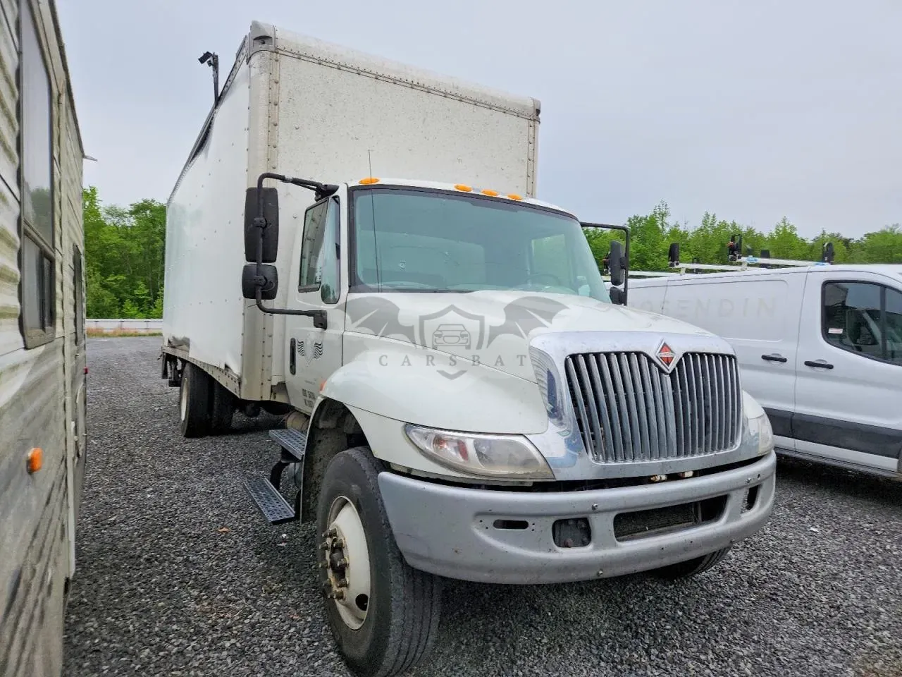 International DuraStar / 4000 6.7L 6 2017