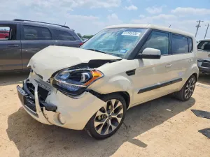 Kia Soul 2.0L 4 2013