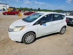 Nissan Versa 1.6L 4 2015