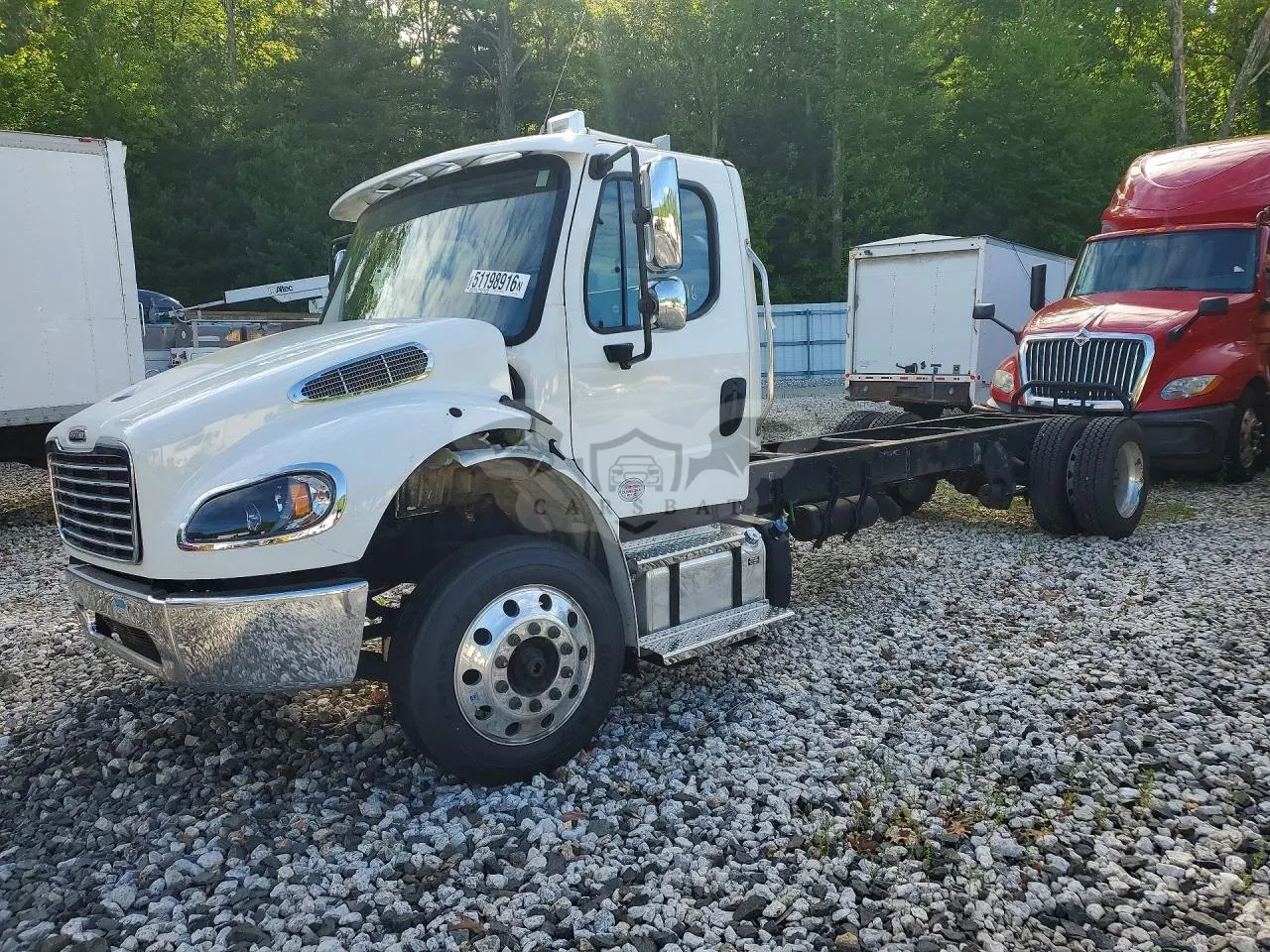 Freightliner Business Class M2 6.7L 6 2022