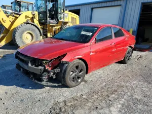 Hyundai Elantra 2.0L 4 2022