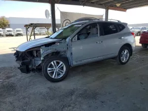 Nissan Rogue 2.5L 4 2012
