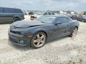 Chevrolet Camaro 6.2L 8 2012