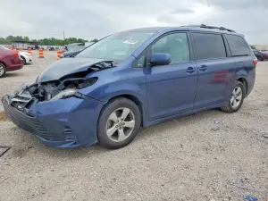 Toyota Sienna 3.5L 6 2020