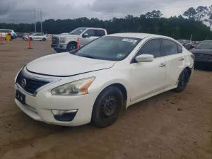 Nissan Altima 2.5L 4 2015