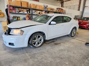 Dodge Avenger 2.4L 4 2013