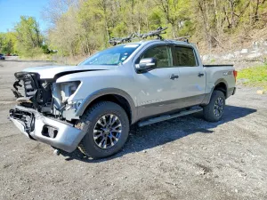 Nissan Titan 5.6L 8 2019