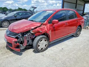 Nissan Versa 1.8L 4 2010