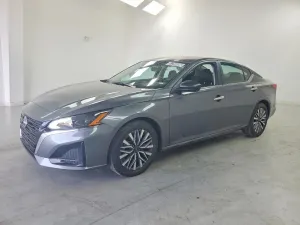 Nissan Altima 2.5L 4 2025