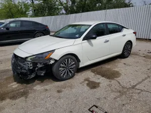 Nissan Altima 2.5L 4 2025