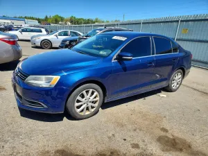 Volkswagen Jetta 1.8L 4 2014