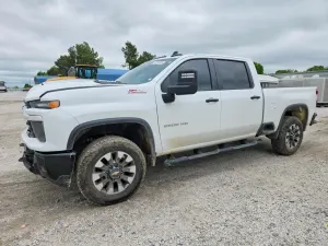Chevrolet Silverado 1500 6.6L 8 2025
