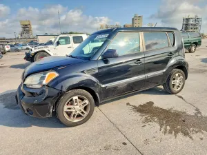 Kia Soul 2.0L 4 2011