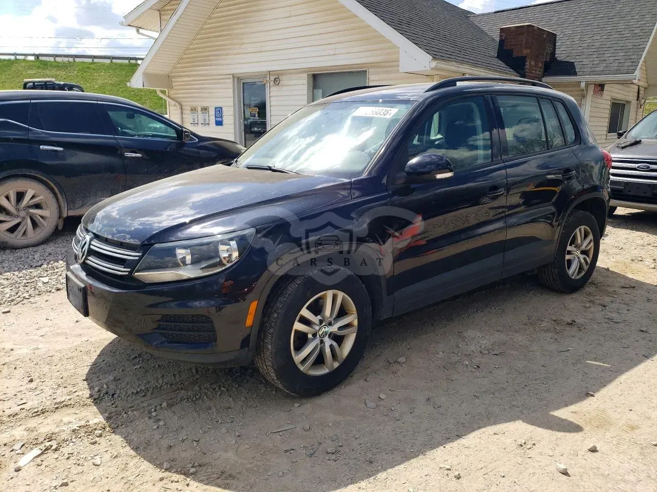 Volkswagen Tiguan 2.0L 4 2015