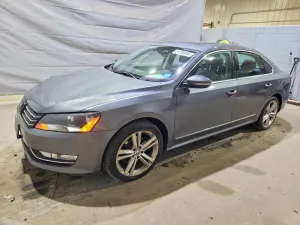 Volkswagen Passat 2.0L 4 2012