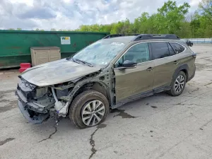 Subaru Outback 2.5L 4 2023