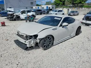 Subaru BRZ 2.0L 4 2014
