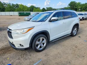 Toyota Highlander 3.5L 6 2016