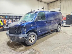 Chevrolet Express 4.8L 8 2005