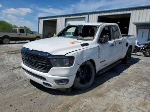 RAM 1500 5.7L 8 2023