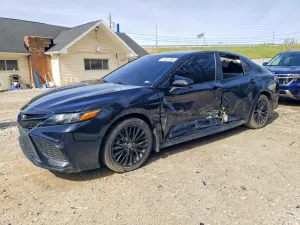 Toyota Camry 2.5L 4 2021