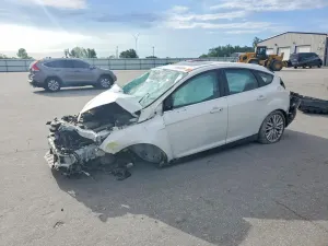 Ford Focus 2.0L 4 2016
