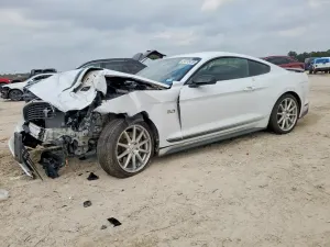 Ford Mustang 5.0L 8 2016