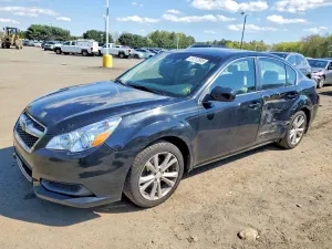 Subaru Legacy 2.5L 4 2013