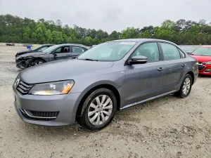 Volkswagen Passat 1.8L 4 2015