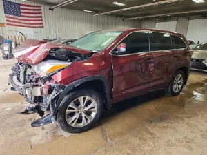 Toyota Highlander 3.5L 6 2014