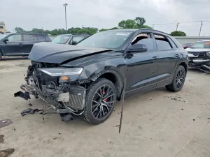 Audi Q8 3.0L 6 2020
