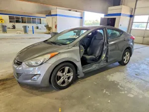 Hyundai Elantra 1.8L 4 2013