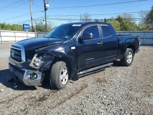 Toyota Tundra 5.7L 8 2010