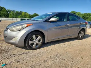Hyundai Elantra 1.8L 4 2012