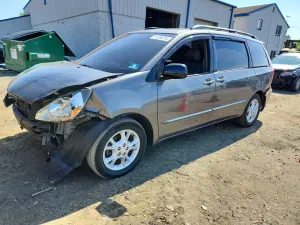 Toyota Sienna 3.3L 6 2005