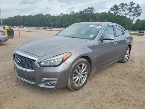 Infiniti Q70 3.7L 6 2015