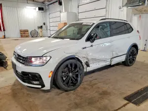Volkswagen Tiguan 2.0L 4 2021