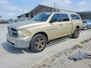 Dodge RAM 5.7L 8 2011
