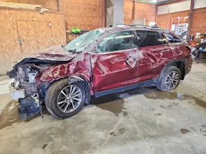 Toyota Highlander 3.5L 6 2019