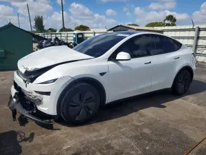 Tesla Model Y 2026