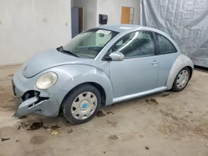 Volkswagen Beetle 2.5L 5 2010