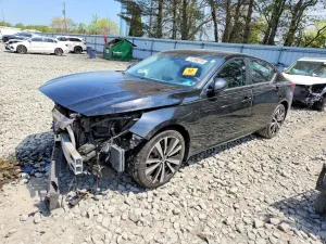 Nissan Altima 2.5L 4 2020