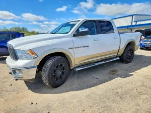 Dodge RAM 5.7L 8 2011